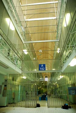 Établissement de détention de montréal Établissement de détention de montréal